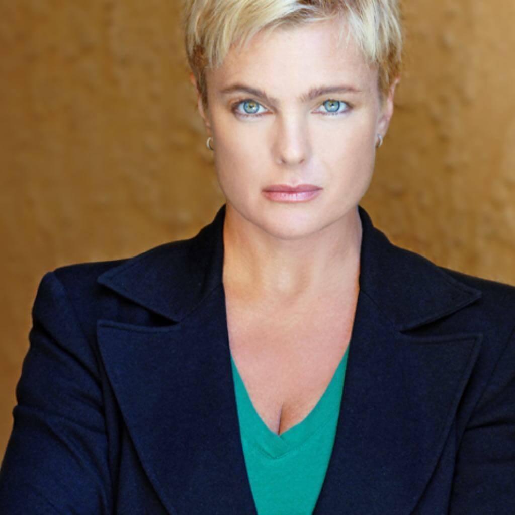 60 Erika Eleniak Sexy Pictures Will Make You Skip A Heartbeat Cbg